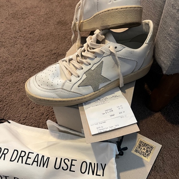 Golden Goose Ballstar Size 38 comes with box and receipt - Picture 1 of 6